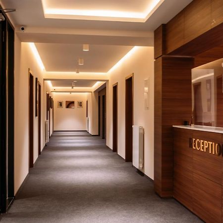 Hotel Parma Tbiliszi Kültér fotó