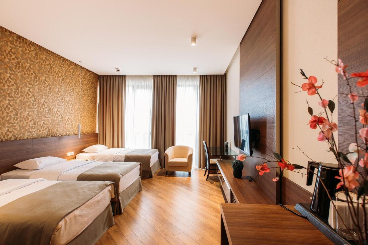 Hotel Parma Tbiliszi Kültér fotó